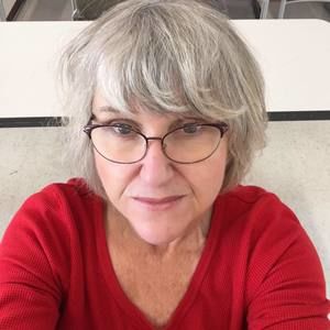 Meet your Posher, Nikki